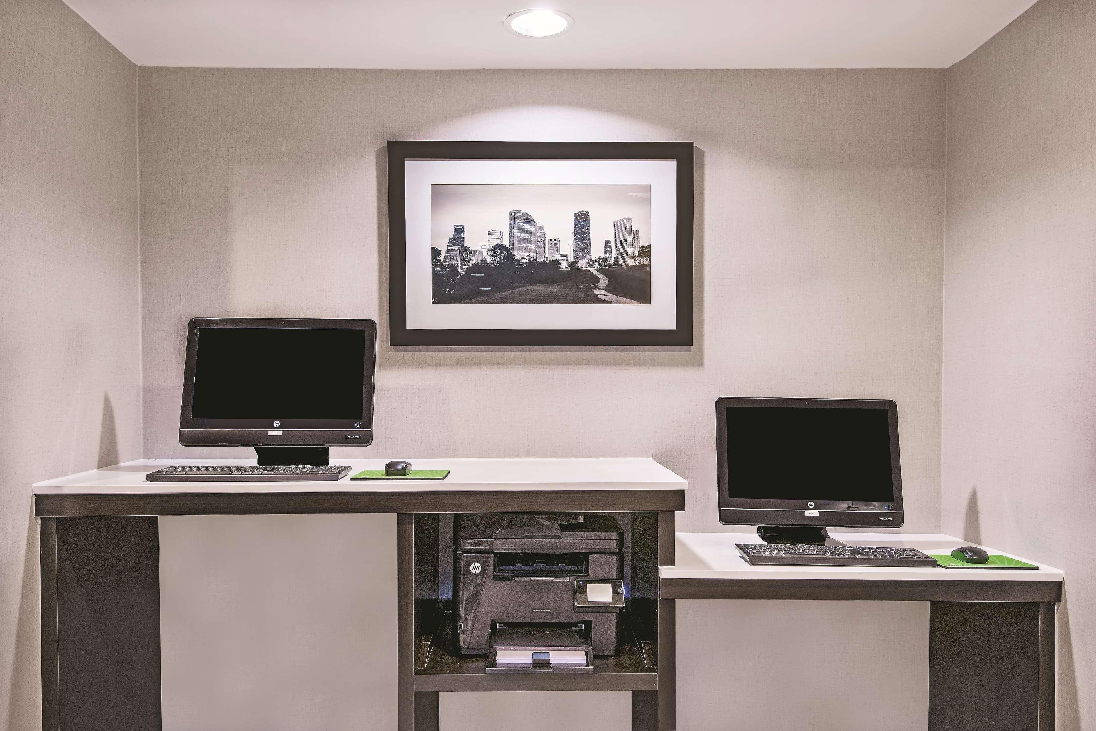 La Quinta Inn & Suites By Wyndham The Woodlands Spring Екстериор снимка