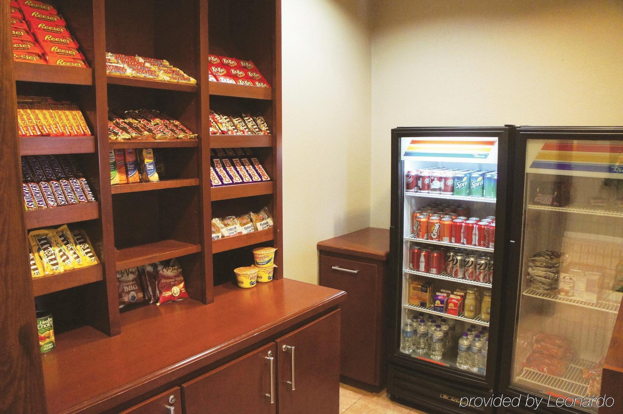 La Quinta Inn & Suites By Wyndham The Woodlands Spring Екстериор снимка